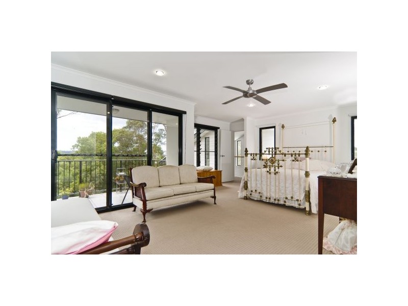 8 Shelly Crt, Nambour QLD 4560