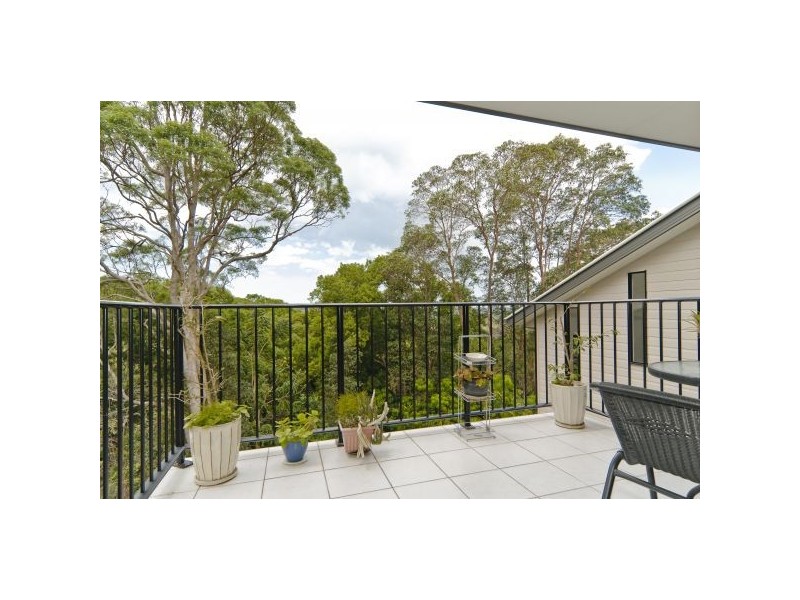 8 Shelly Crt, Nambour QLD 4560