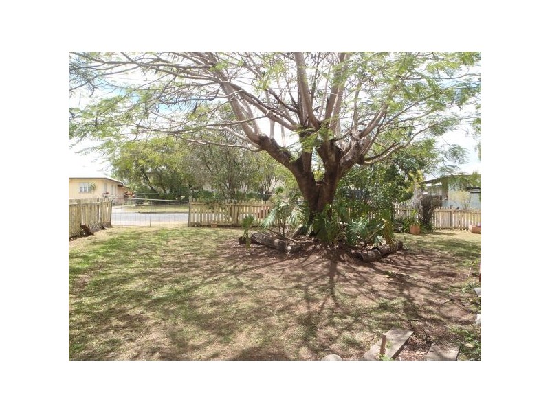 4 Leavinia St, Gympie QLD 4570