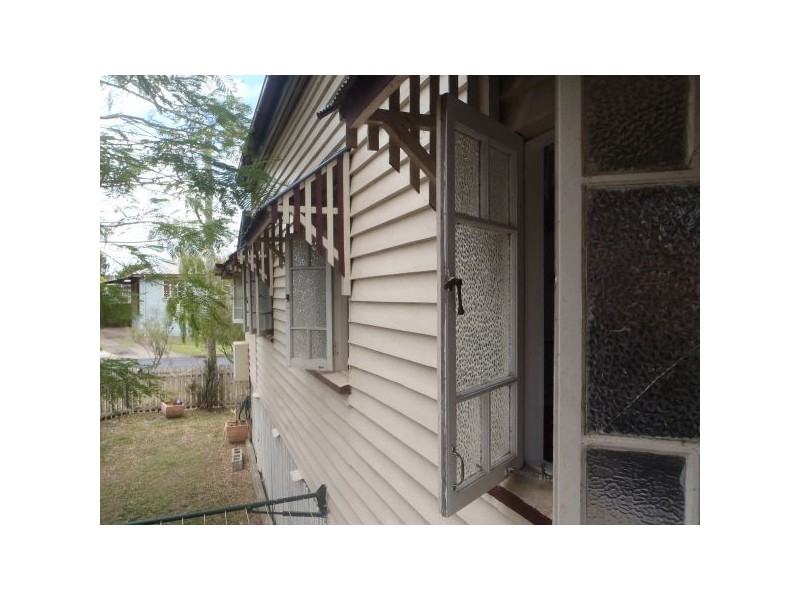 4 Leavinia St, Gympie QLD 4570