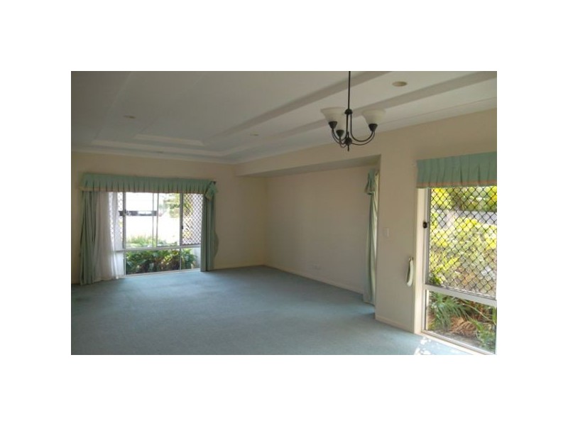 4 Northlake Crescent, Sippy Downs QLD 4556