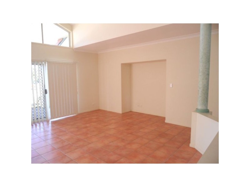 4 Northlake Crescent, Sippy Downs QLD 4556