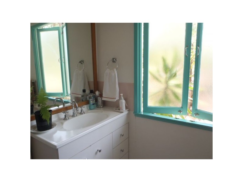 369 Mooloolah Rd, Eudlo QLD 4554