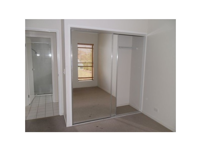 80 Albany Street, Sippy Downs QLD 4556