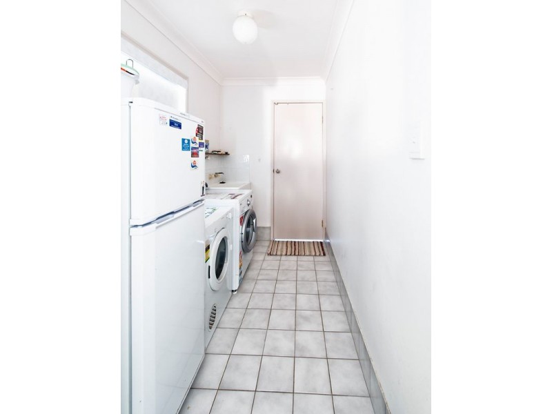 8 Busuttin Drive, Eimeo QLD 4740