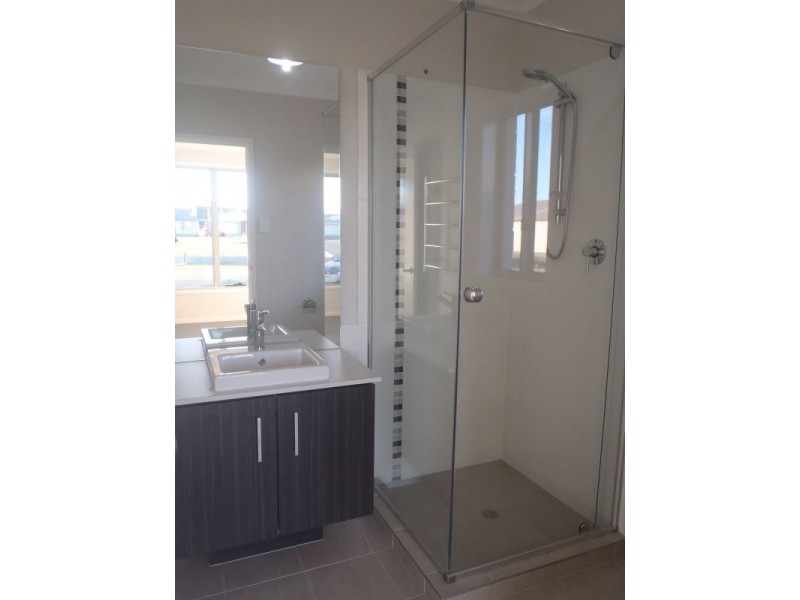 37 Sweetlip Circuit, Mountain Creek QLD 4557