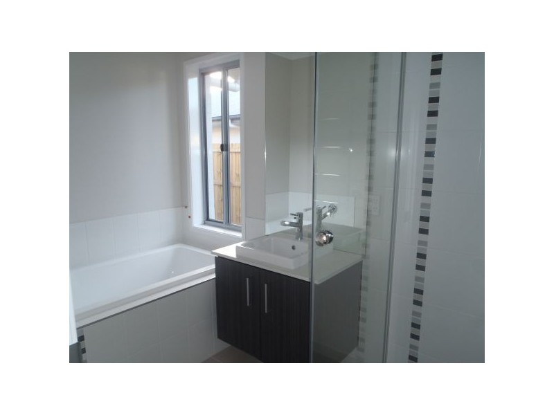 37 Sweetlip Circuit, Mountain Creek QLD 4557