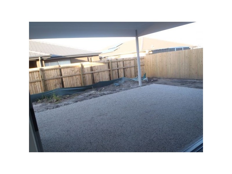 37 Sweetlip Circuit, Mountain Creek QLD 4557