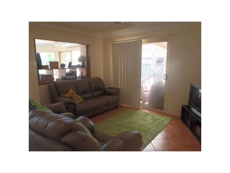 27 Explorer St, Sippy Downs QLD 4556