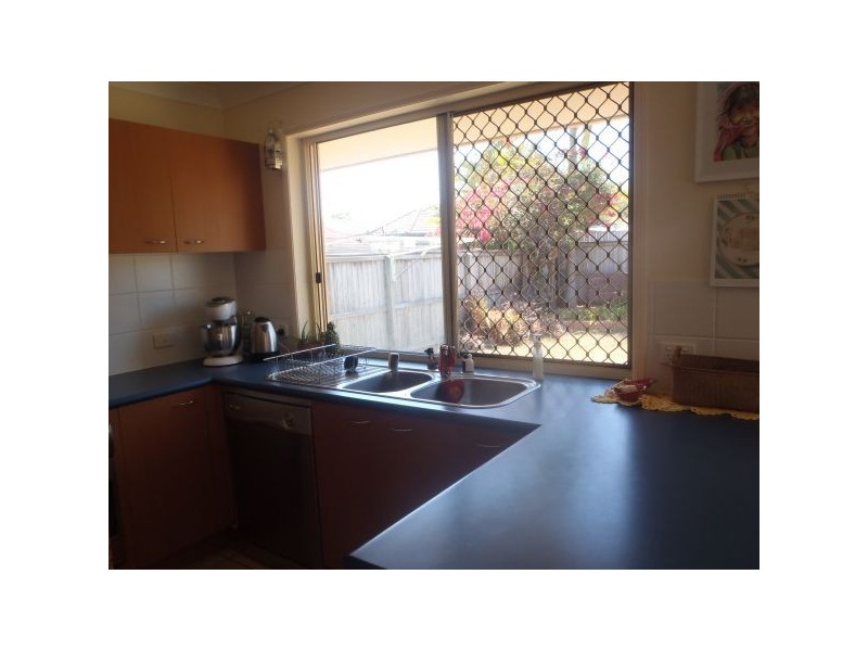 27 Explorer St, Sippy Downs QLD 4556