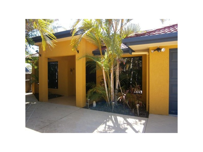 5 Constance Lane, Sippy Downs QLD 4556