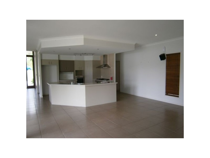 5 Callicoma Place, Maroochy River QLD 4561