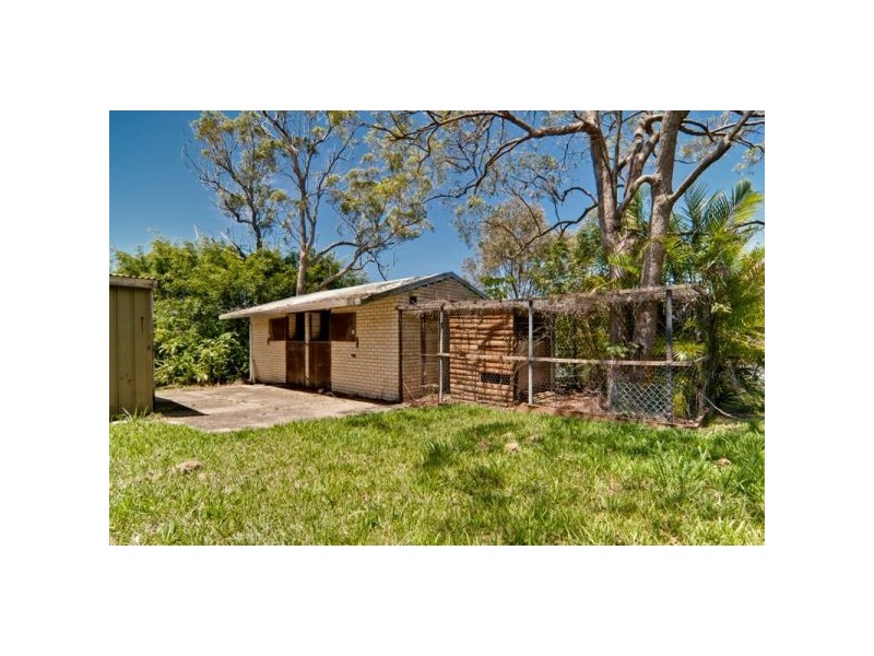 255 Caloundra Rd, Caloundra QLD 4551