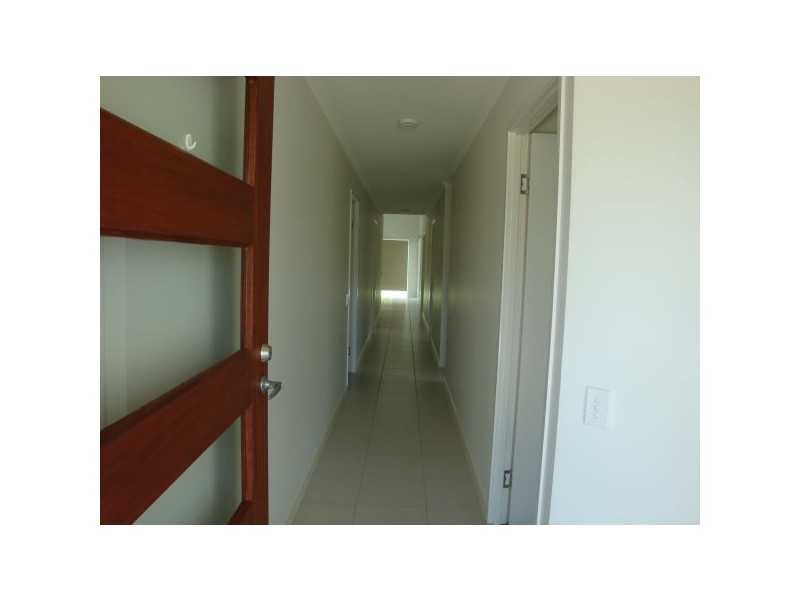 1 Wisteria Cresent, Sippy Downs QLD 4556