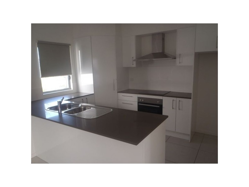 16 Macleay Lane, Maroochydore QLD 4558