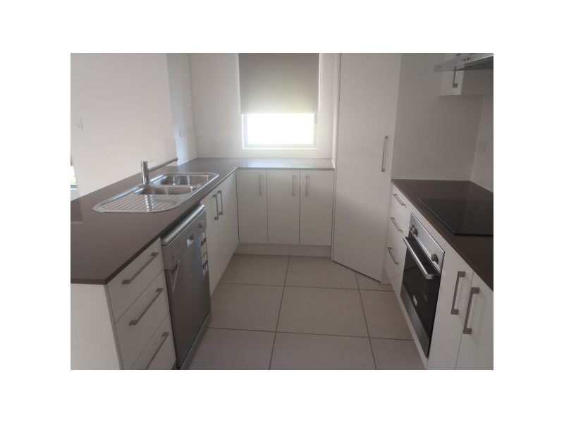 16 Macleay Lane, Maroochydore QLD 4558