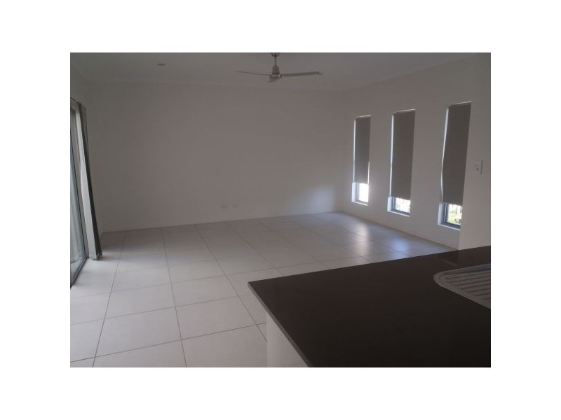 16 Macleay Lane, Maroochydore QLD 4558