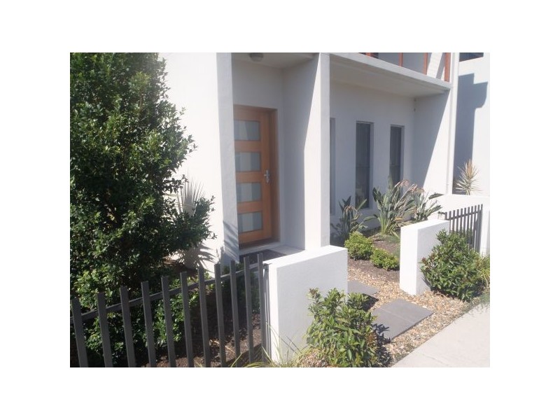 16 Macleay Lane, Maroochydore QLD 4558