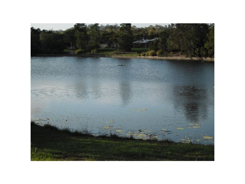 15 Oak Grove Way, Sippy Downs QLD 4556