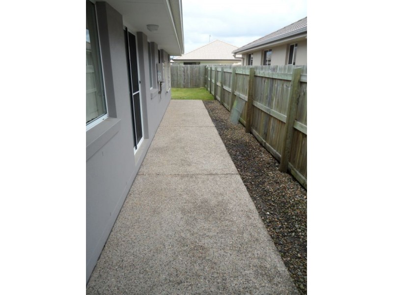 15 Leea St, Sippy Downs QLD 4556