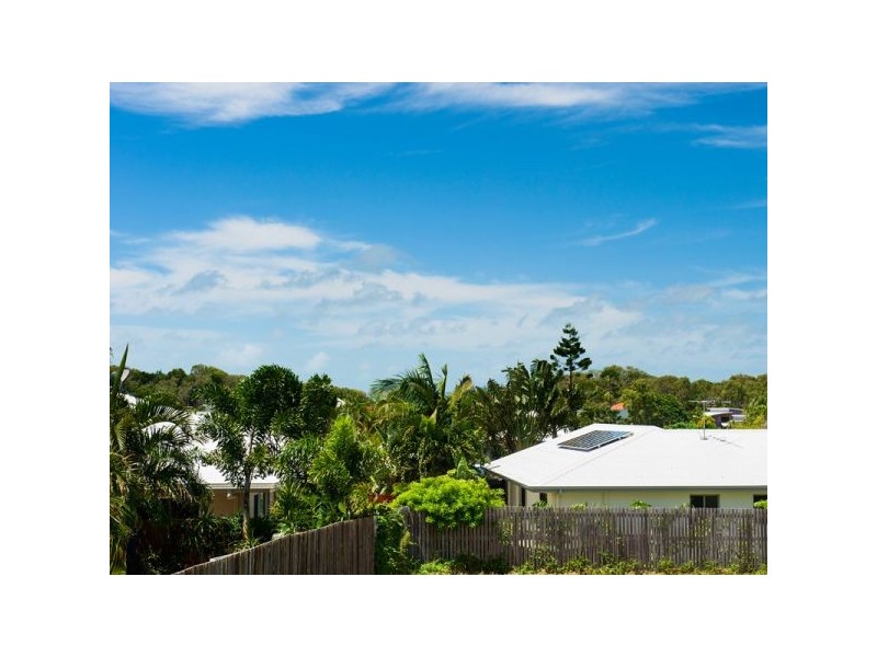 1 Seychelles, Shoal Point QLD 4750