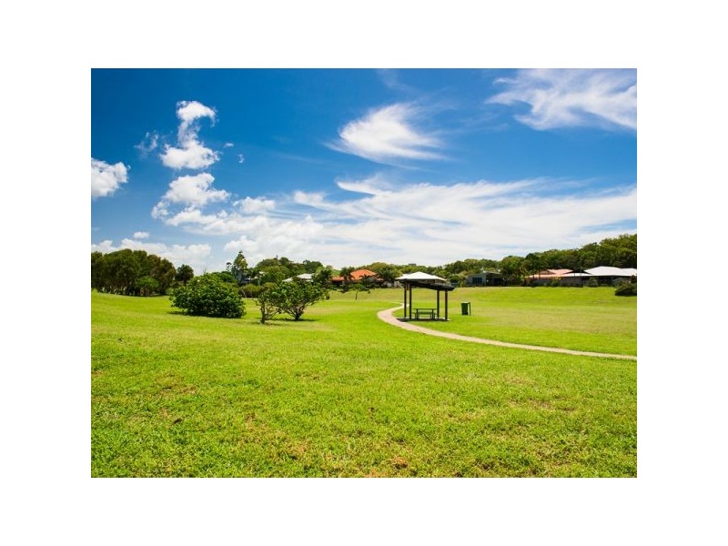 1 Seychelles, Shoal Point QLD 4750