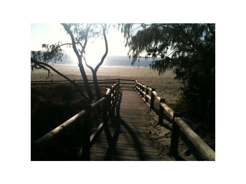 1 Seychelles, Shoal Point QLD 4750