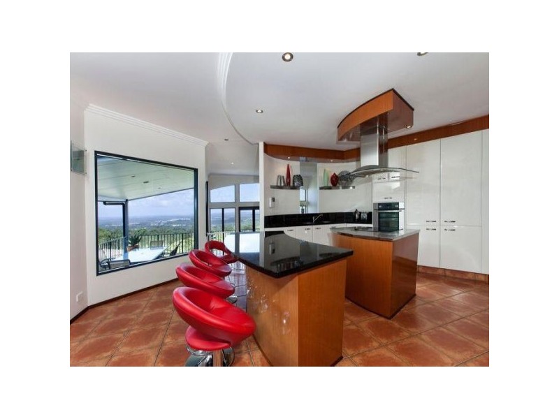 2 Le-claire Place, Buderim QLD 4556