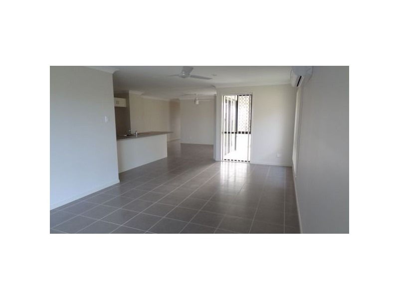 157 Whitehaven, Blacks Beach QLD 4740