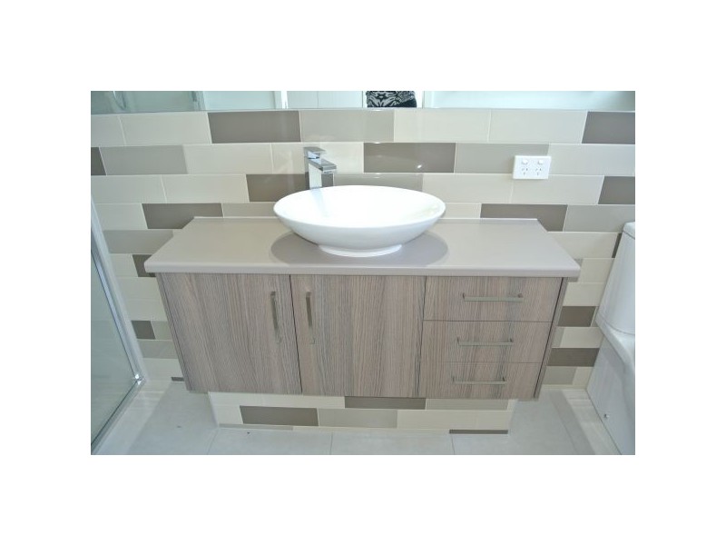 3 Tarwhine Pl, Mountain Creek QLD 4557