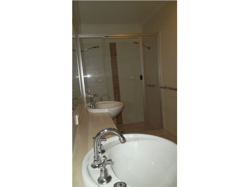 24 Riveroak Way, Sippy Downs QLD 4556