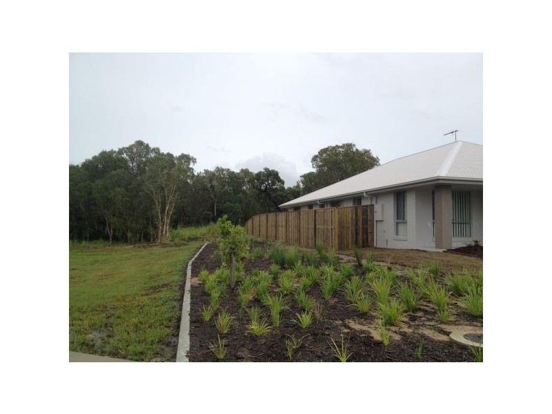 21 Scarborough, Blacks Beach QLD 4740