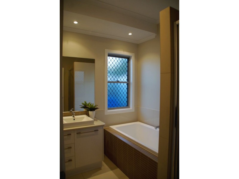 37 Dolphin Drive, Bucasia QLD 4750