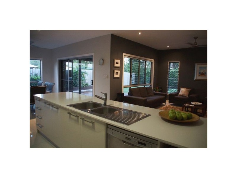 37 Dolphin Drive, Bucasia QLD 4750