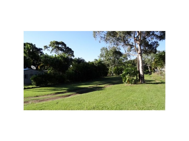 5 Pine Court, Hay Point QLD 4740