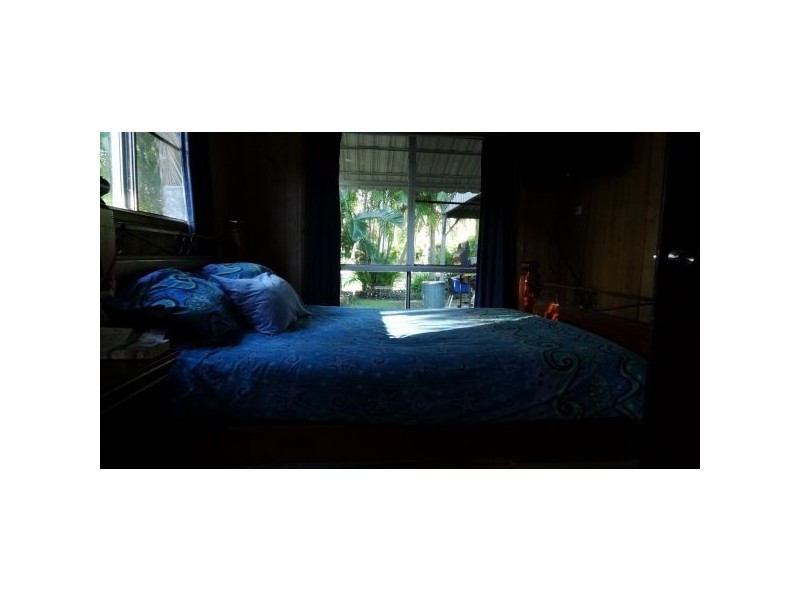 5 Pine Court, Hay Point QLD 4740