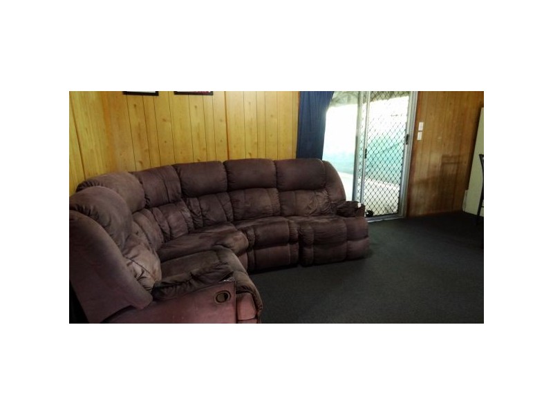 5 Pine Court, Hay Point QLD 4740