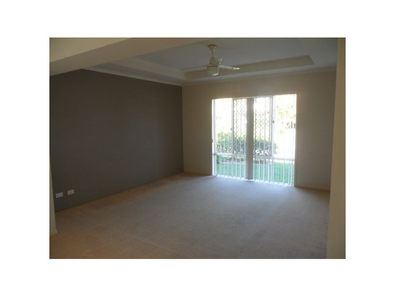 6 Linacre Street, Sippy Downs QLD 4556