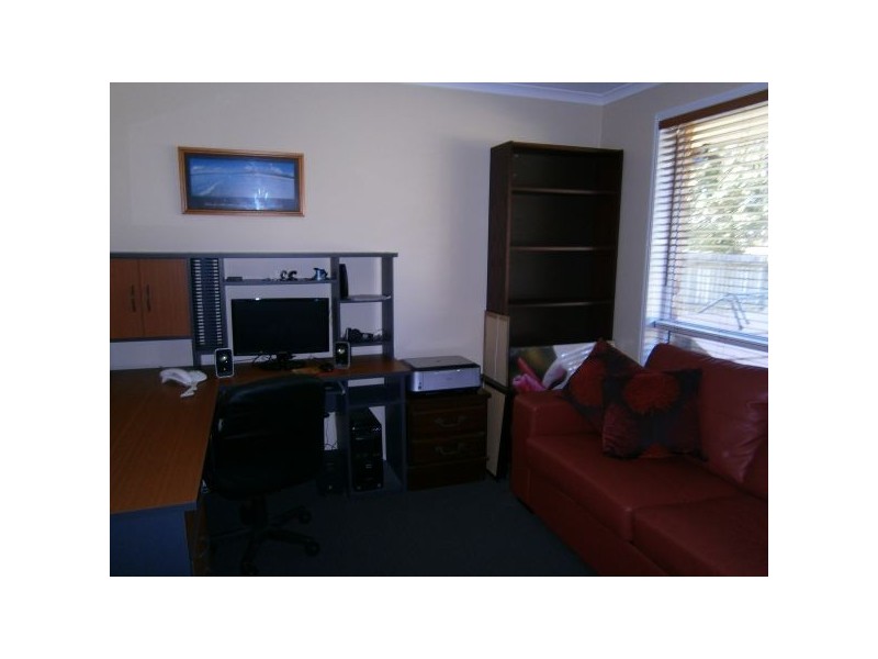 40 James Cook Drive, Sippy Downs QLD 4556