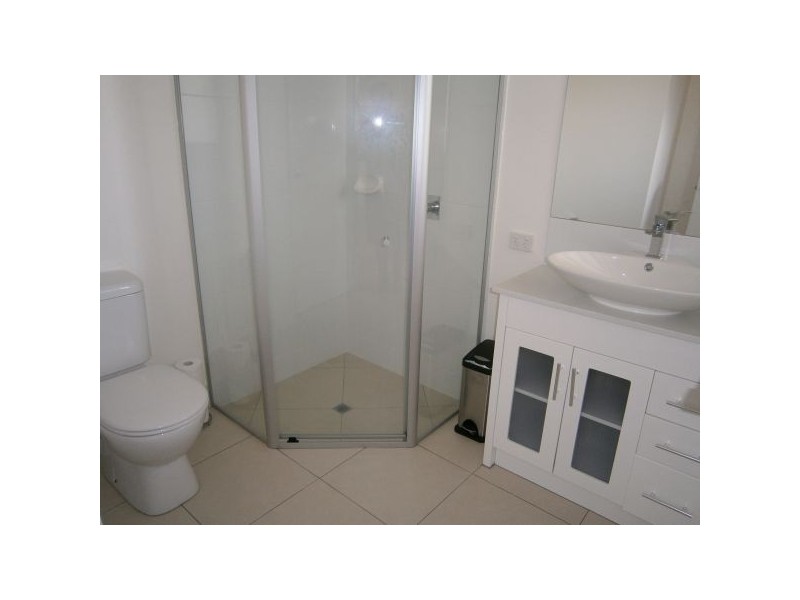 16 Ameen Circuit, Twin Waters QLD 4564