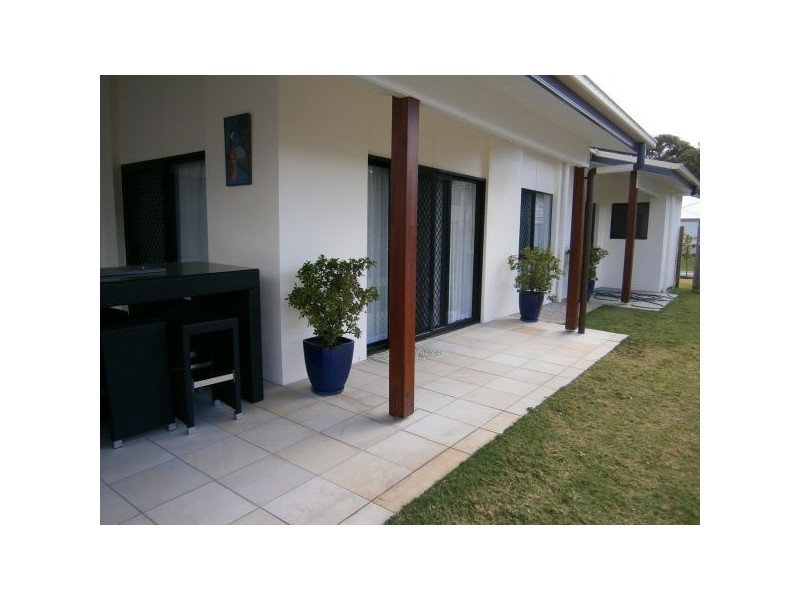 16 Ameen Circuit, Twin Waters QLD 4564