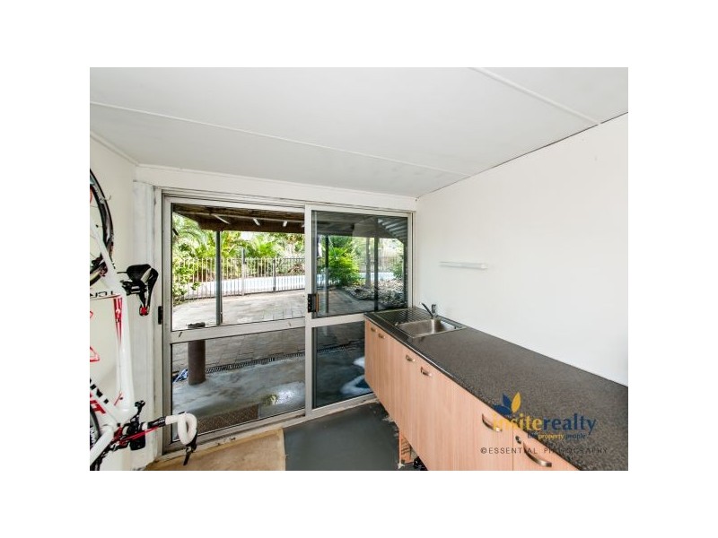 9 Edmonds Street, Bucasia QLD 4750