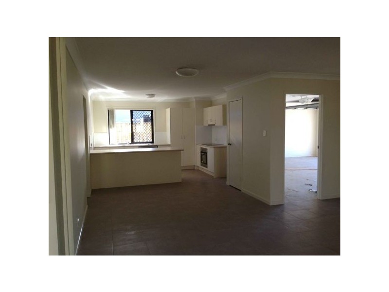 27 Scarborough Circuit, Blacks Beach QLD 4740