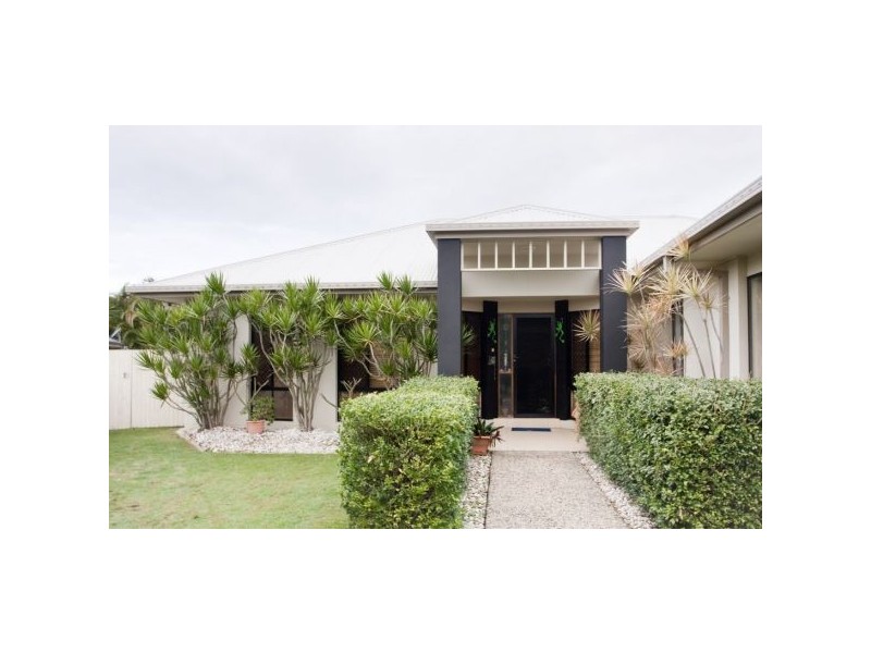 27 Sandleigh Crescent, Sippy Downs QLD 4556