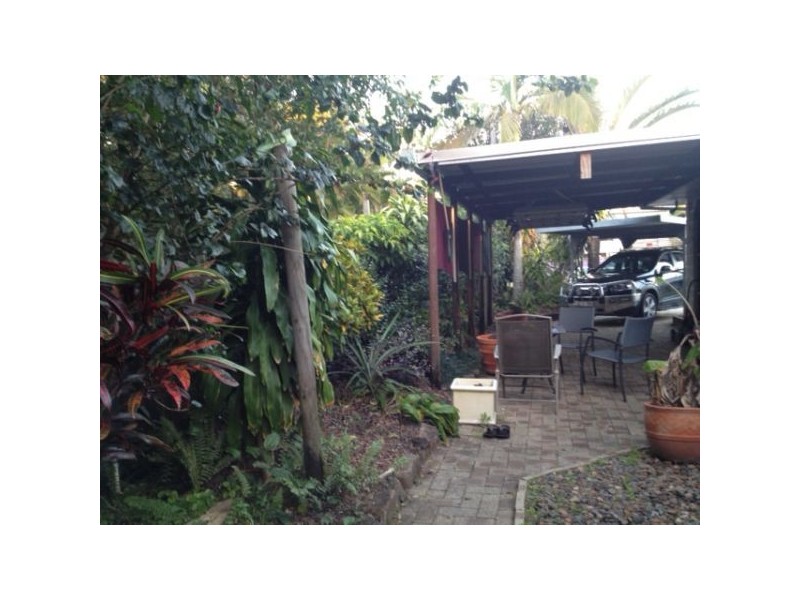 1 Boden Street, Bucasia QLD 4750