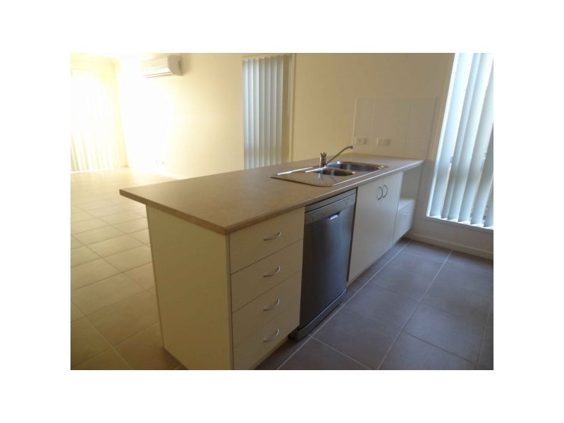 26 Trinity Parade, Blacks Beach QLD 4740