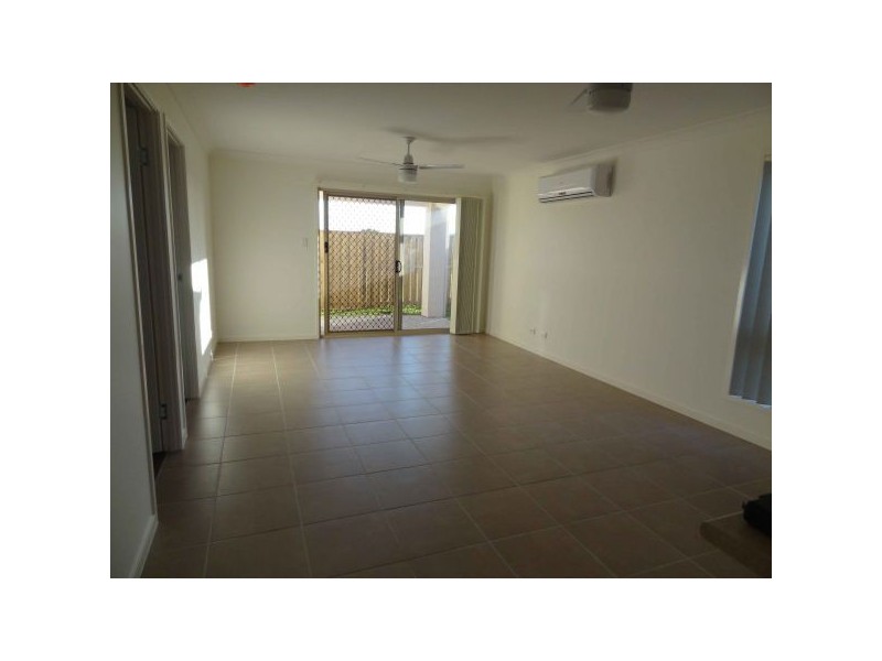 26 Trinity Parade, Blacks Beach QLD 4740