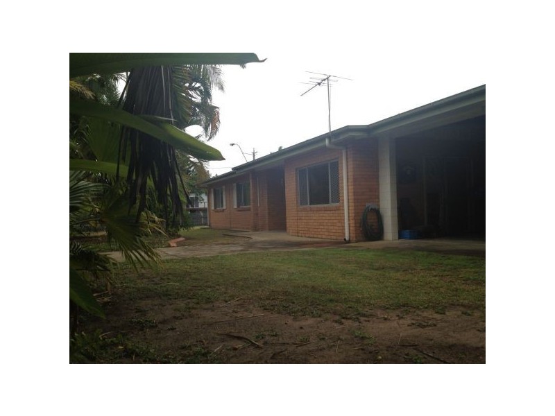 8 Old Shoal Point Road, Bucasia QLD 4750