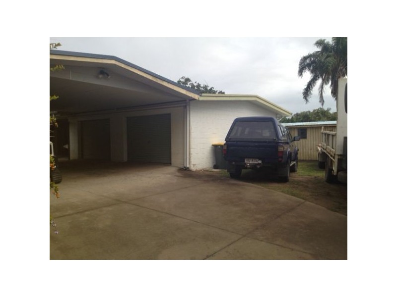 8 Old Shoal Point Road, Bucasia QLD 4750