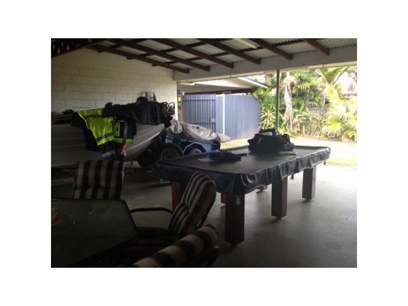 8 Old Shoal Point Road, Bucasia QLD 4750